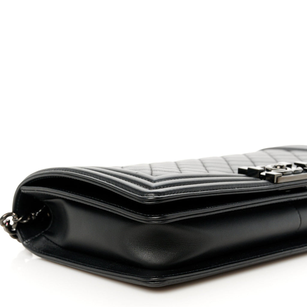 Calfskin Quilted Boy Clutch With Removable Chain So Black