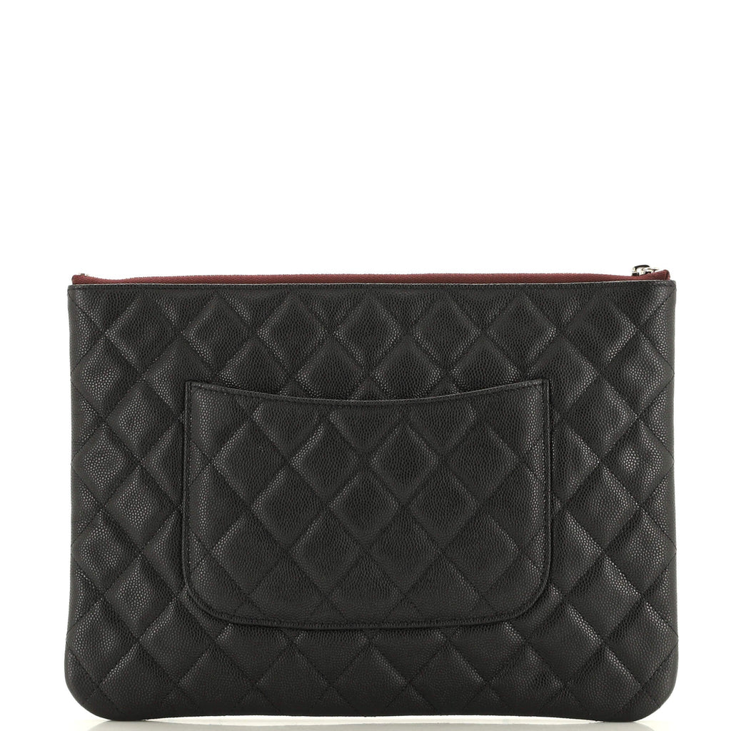 O Case Clutch Quilted Caviar Medium