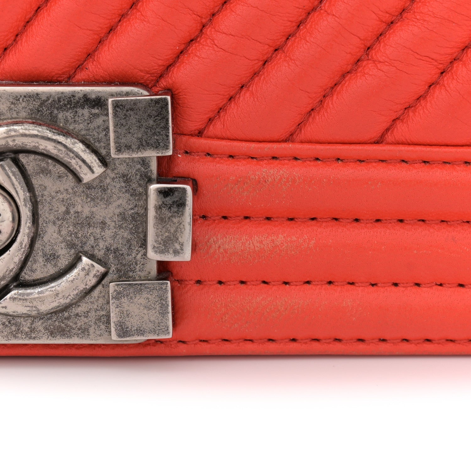 Wrinkled Lambskin Chevron Quilted Medium Boy Flap Orange