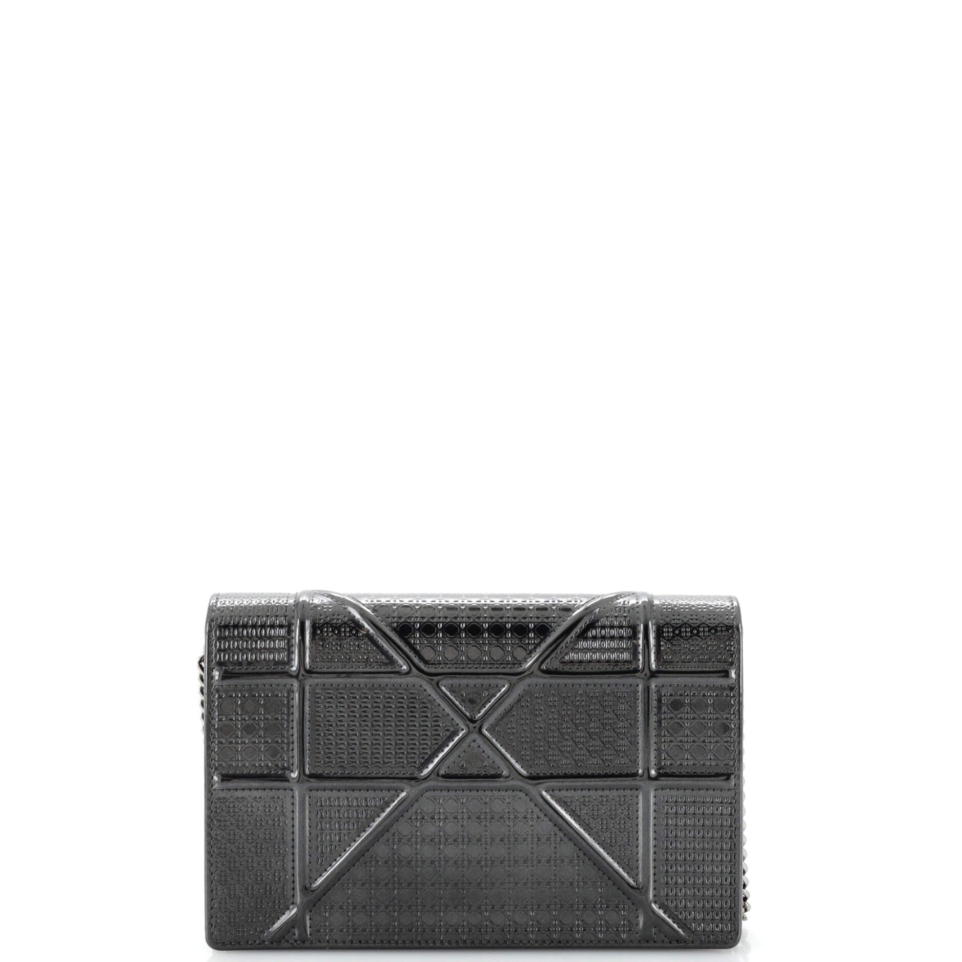 Diorama Wallet on Chain Cannage Embossed Calfskin