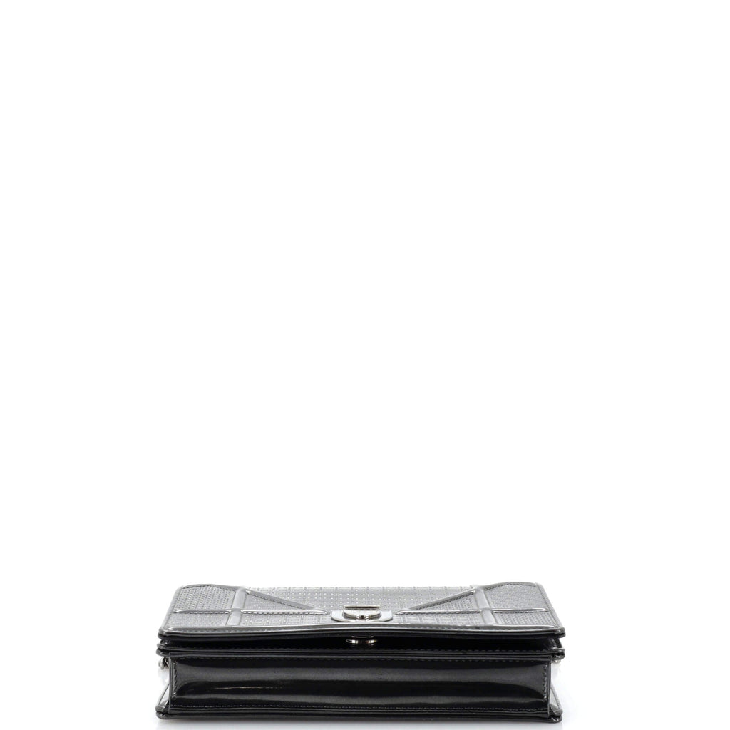 Diorama Wallet on Chain Cannage Embossed Calfskin