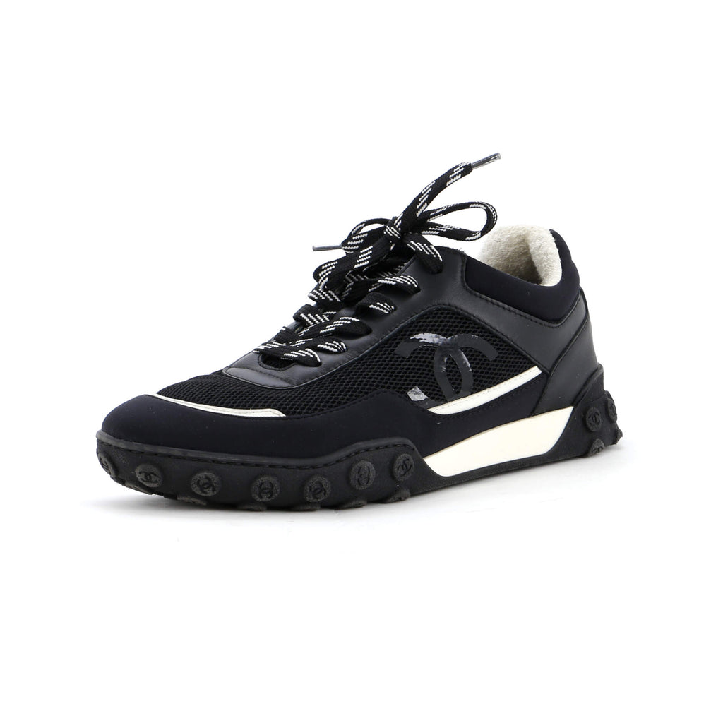 Women’s CC Logo Low-Top Sneakers Leather and Fabric with Suede
