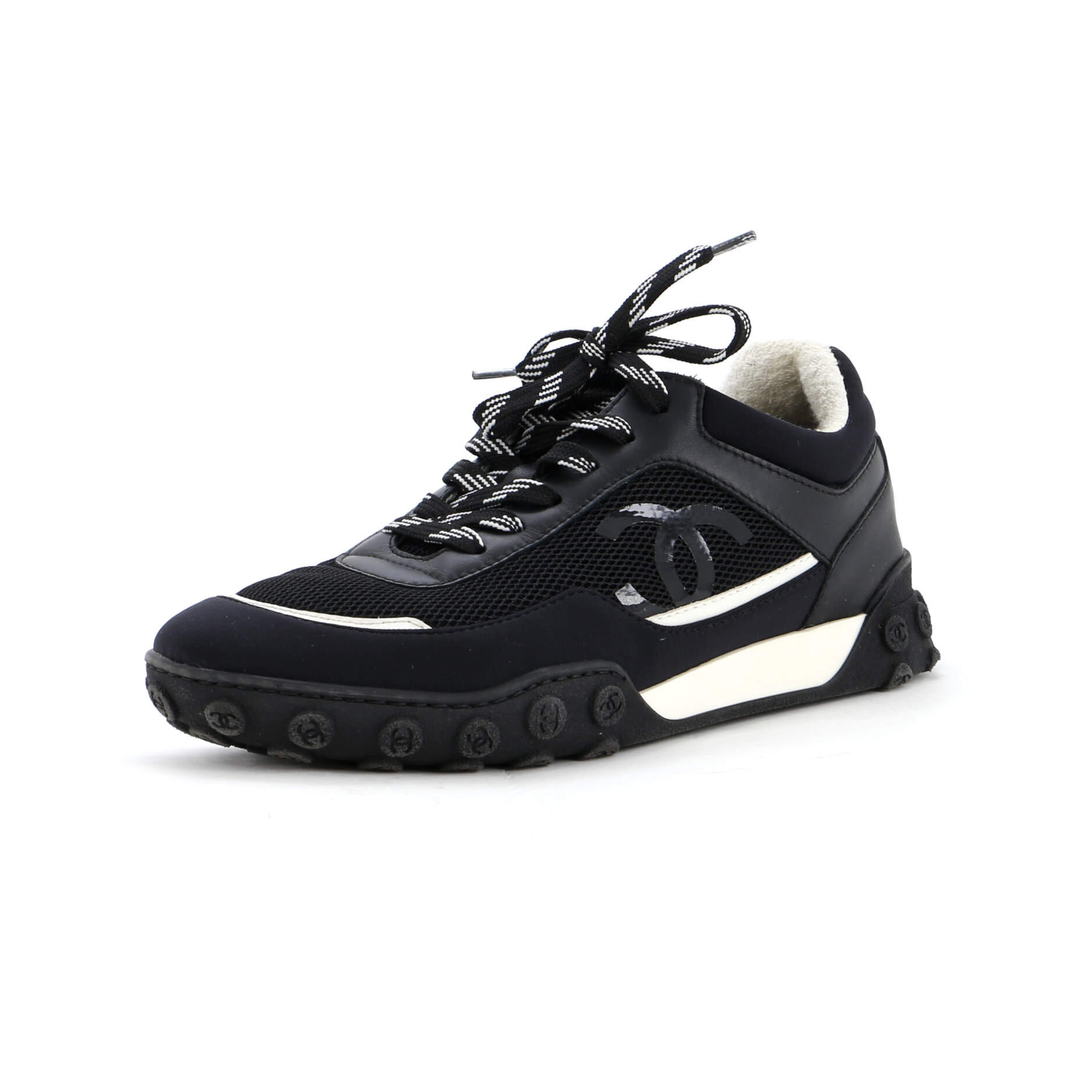 Women’s CC Logo Low-Top Sneakers Leather and Fabric with Suede
