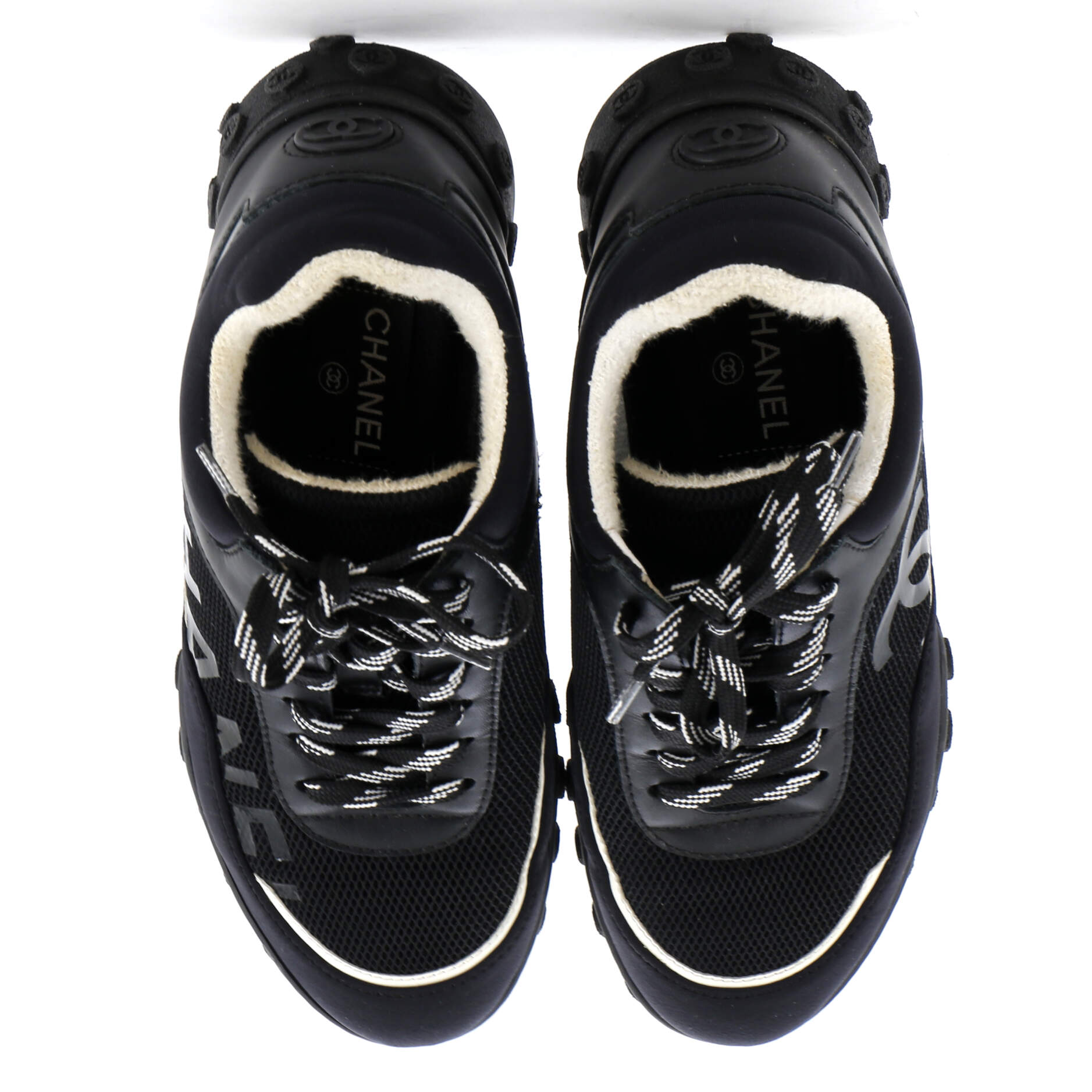 Women’s CC Logo Low-Top Sneakers Leather and Fabric with Suede