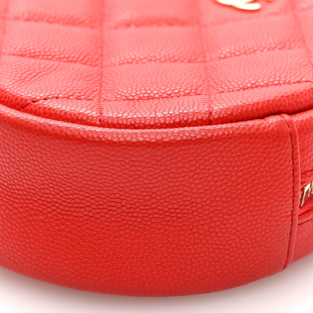 Caviar Quilted Round Clutch With Chain Red