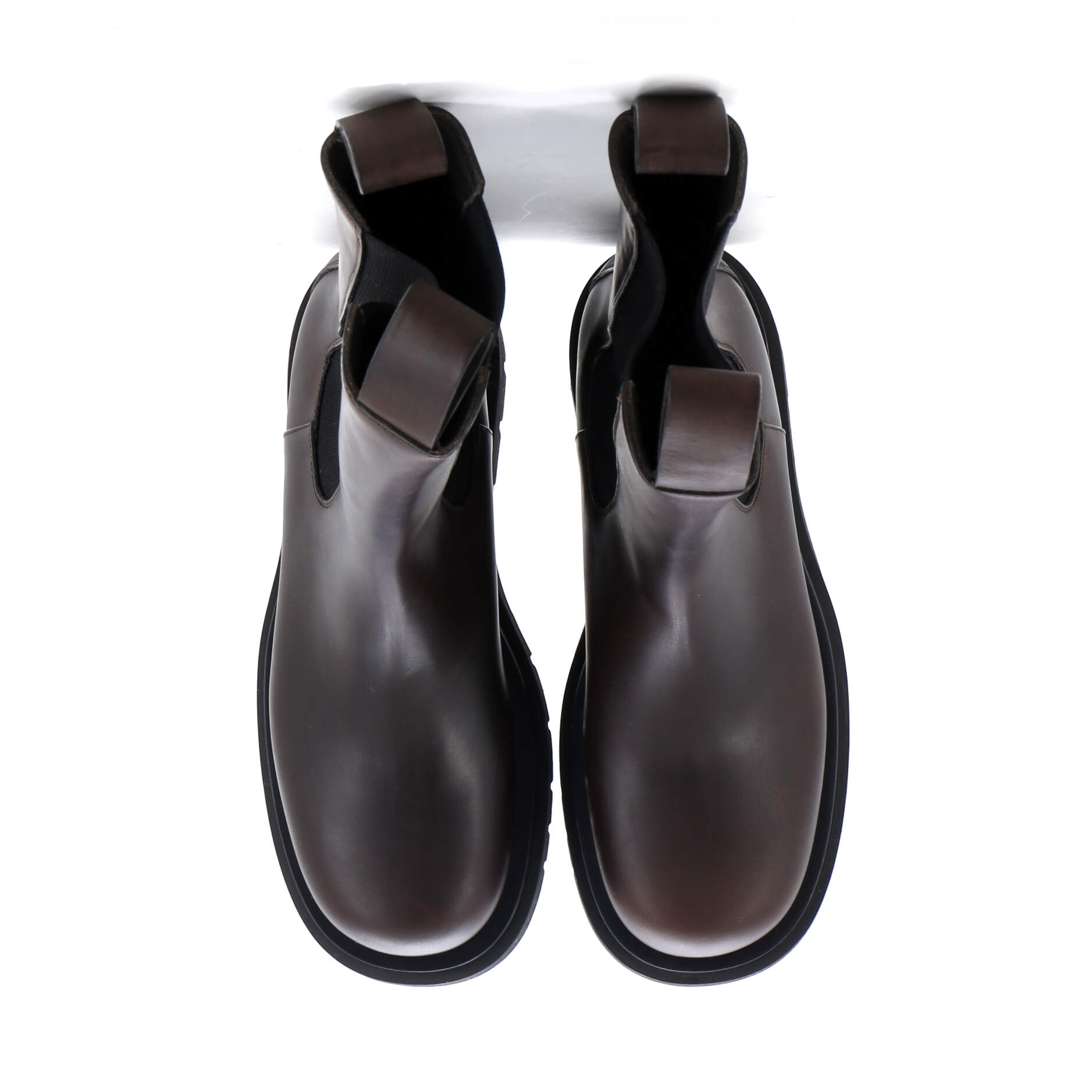 Women's Lug Chelsea Boot Leather