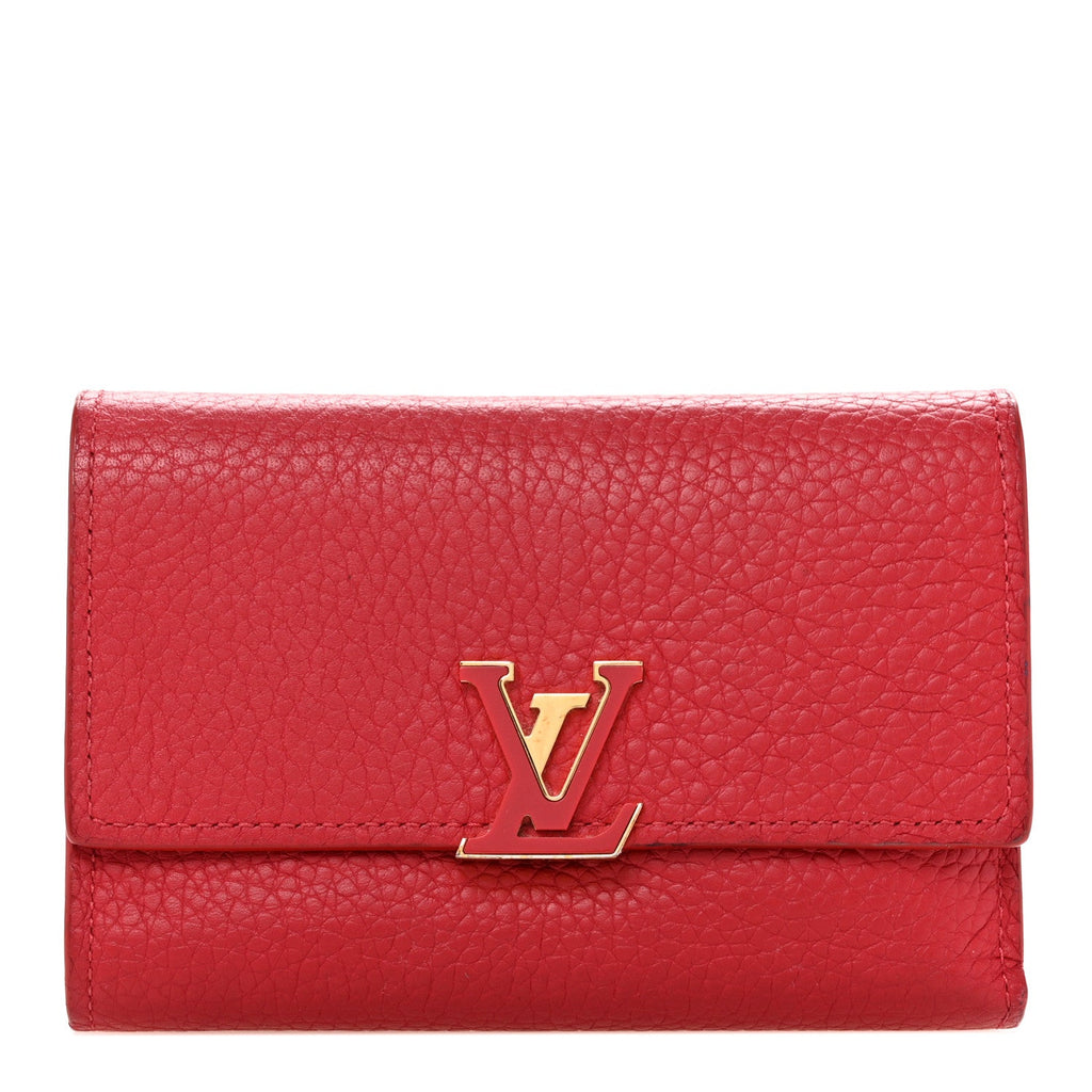 Taurillon Capucines Compact Wallet Rubis