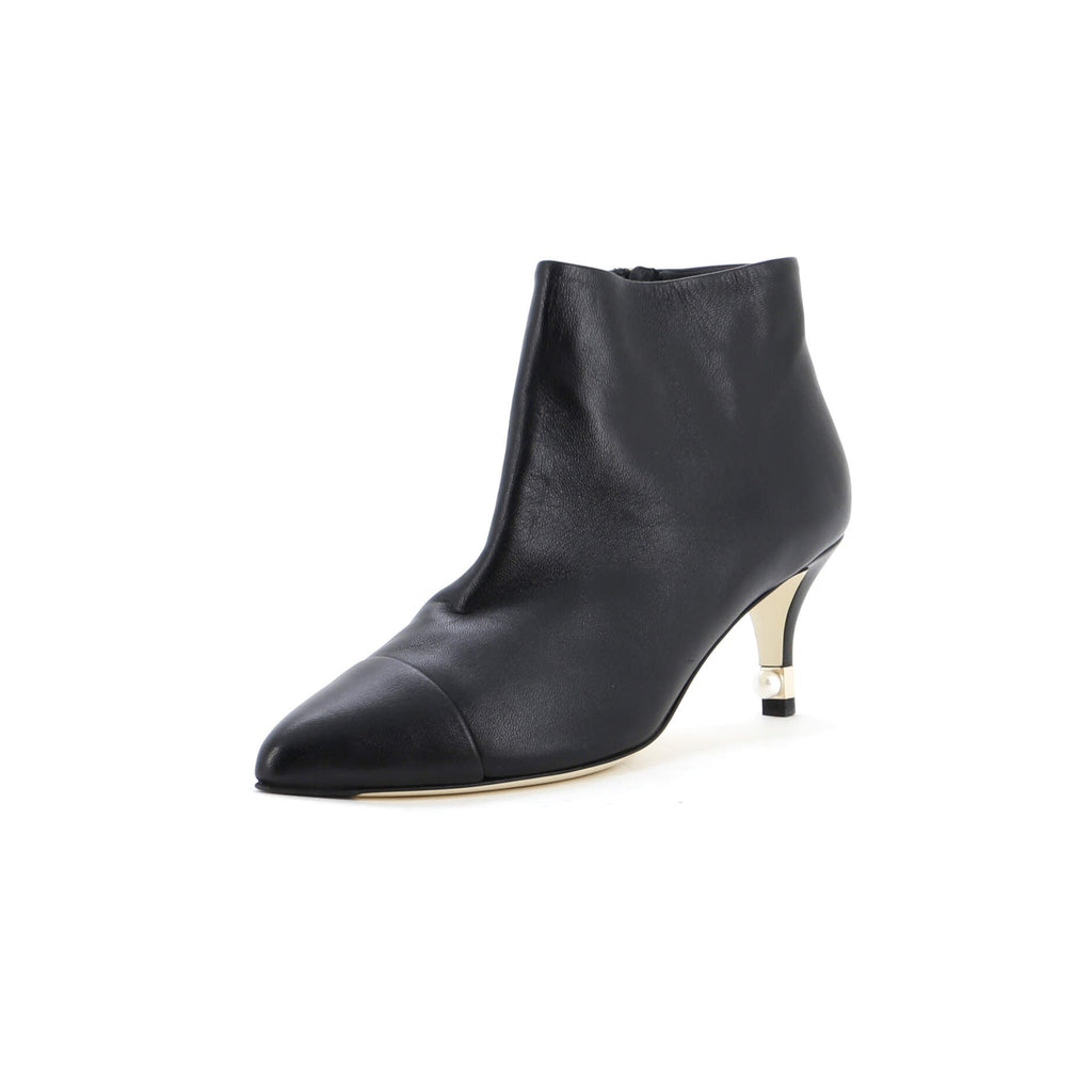 Women's CC Cap Toe Pearl Kitten Heeled Ankle Boots Leather