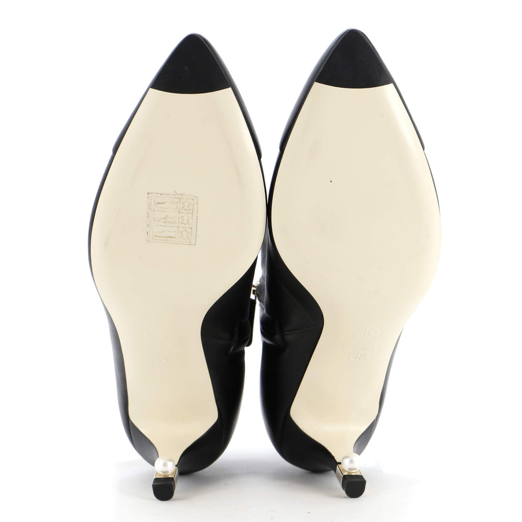 Women's CC Cap Toe Pearl Kitten Heeled Ankle Boots Leather