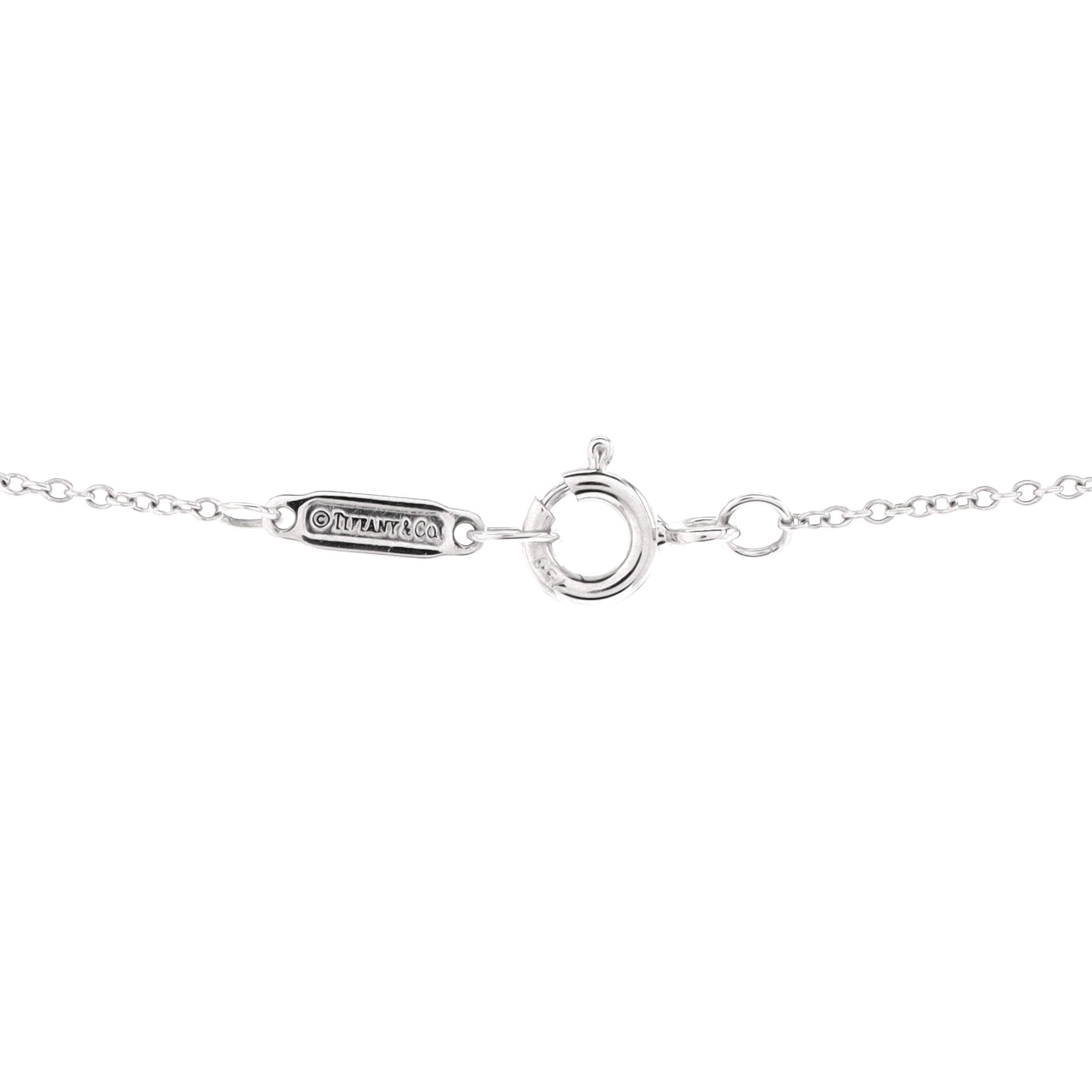 Metro Oval Pendant Necklace 18K White Gold and Diamonds