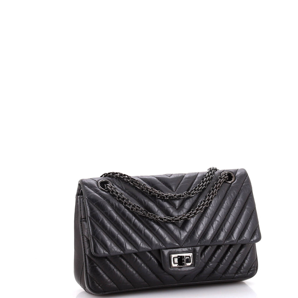 So Black Reissue 2.55 Flap Bag Chevron Aged Calfskin 225