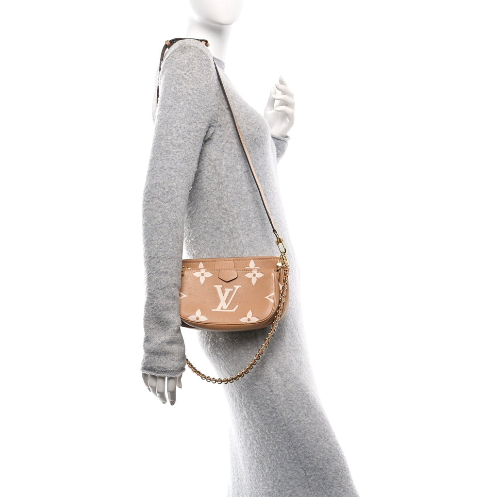 Empreinte Monogram Giant Multi Pochette Accessories Arizona Creme