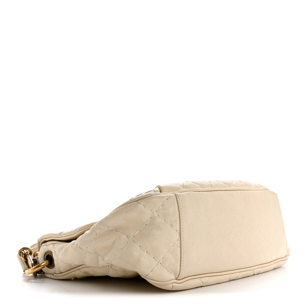 Crumpled Grained Calfskin Medium Coco Pleats Messenger Flap Dark White