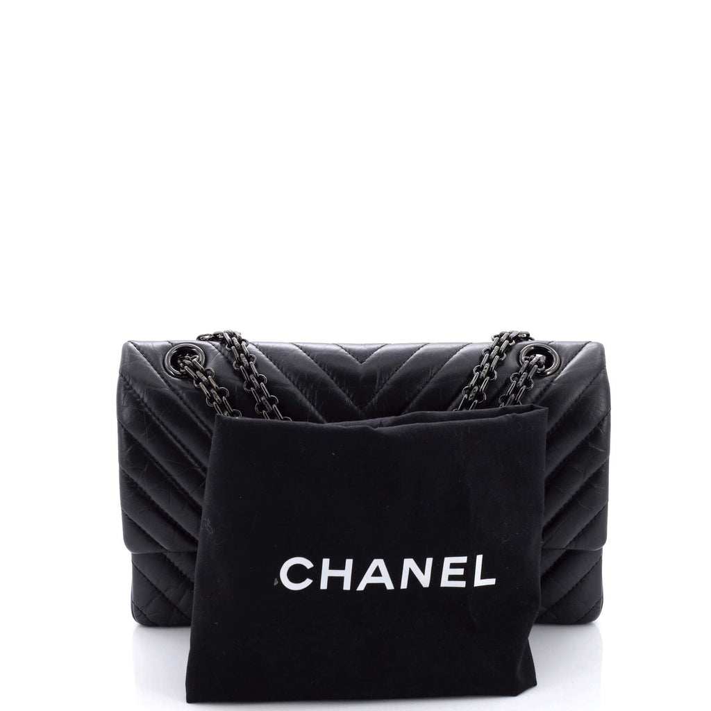 So Black Reissue 2.55 Flap Bag Chevron Aged Calfskin 225