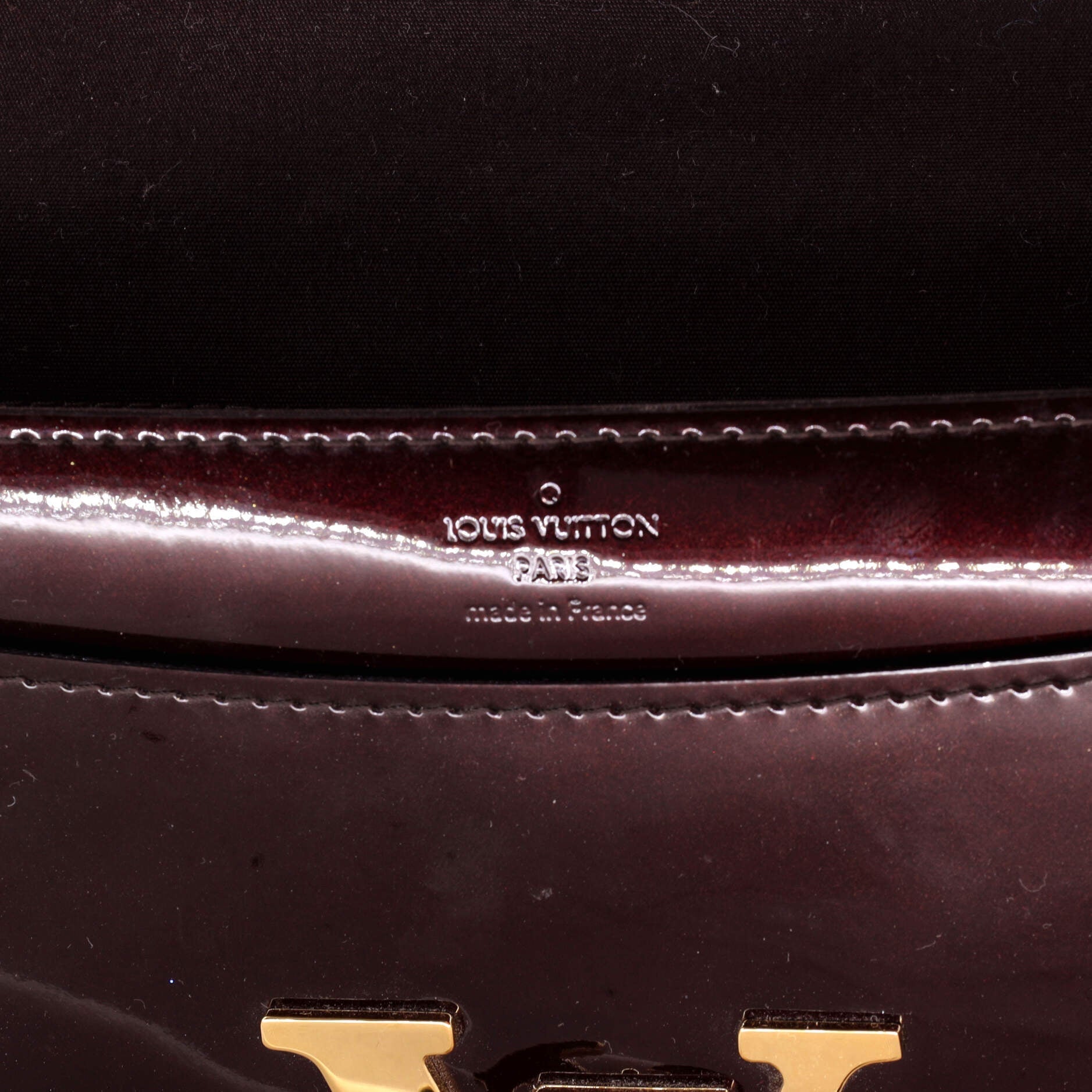 Louis Vuitton Chain Louise Clutch Patent MM