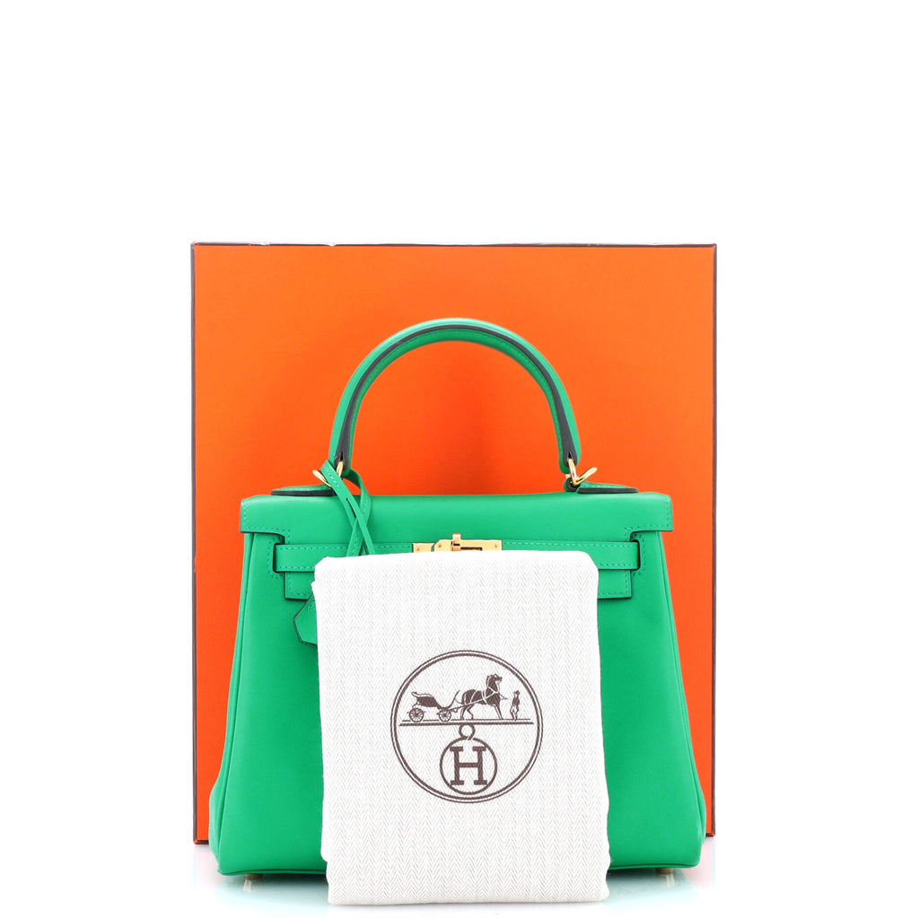 Kelly Handbag Menthe Swift with Gold Hardware 25
