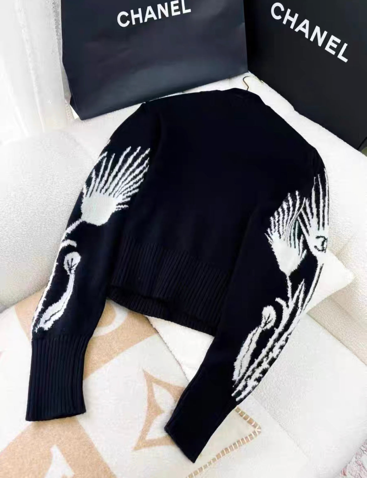 CHANEL 21A CASHMERE/ SILK Sweater size 34