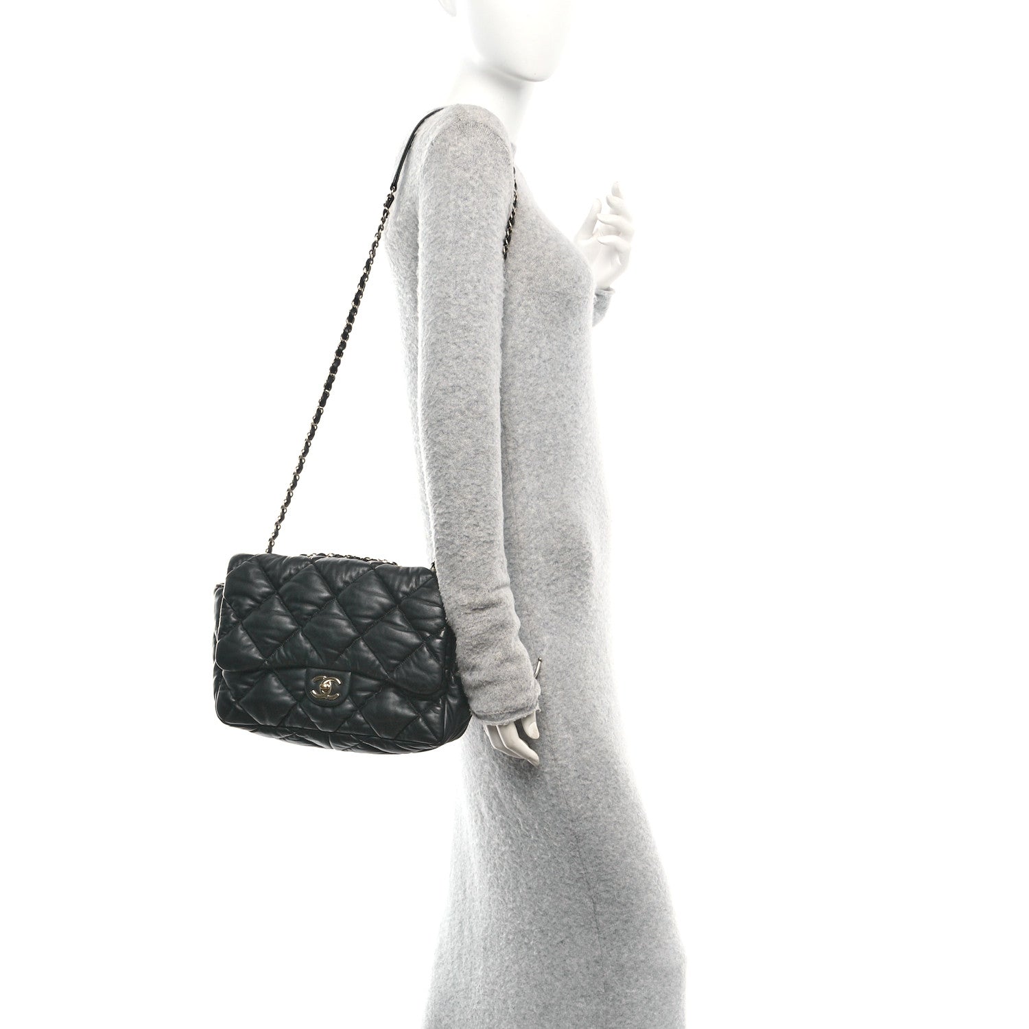 Calfskin Quilted Large Bubbly Flap Black