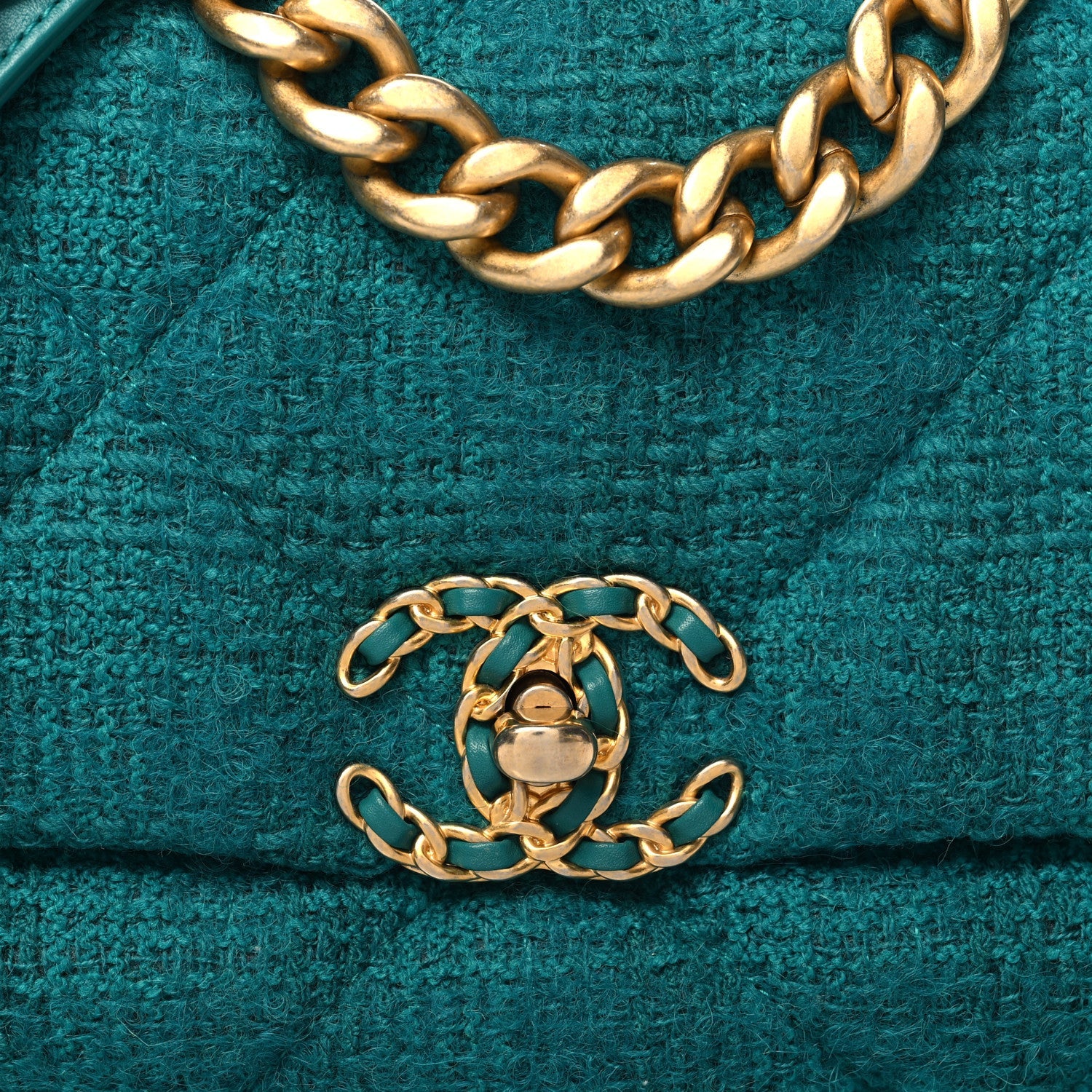 Tweed Quilted Medium Chanel 19 Flap Green