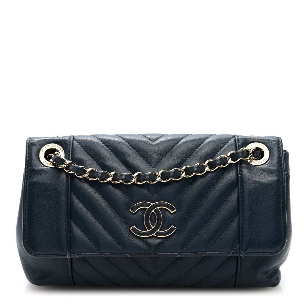 Calfskin Quilted Medium Daily Chevron Flap Navy Blue
