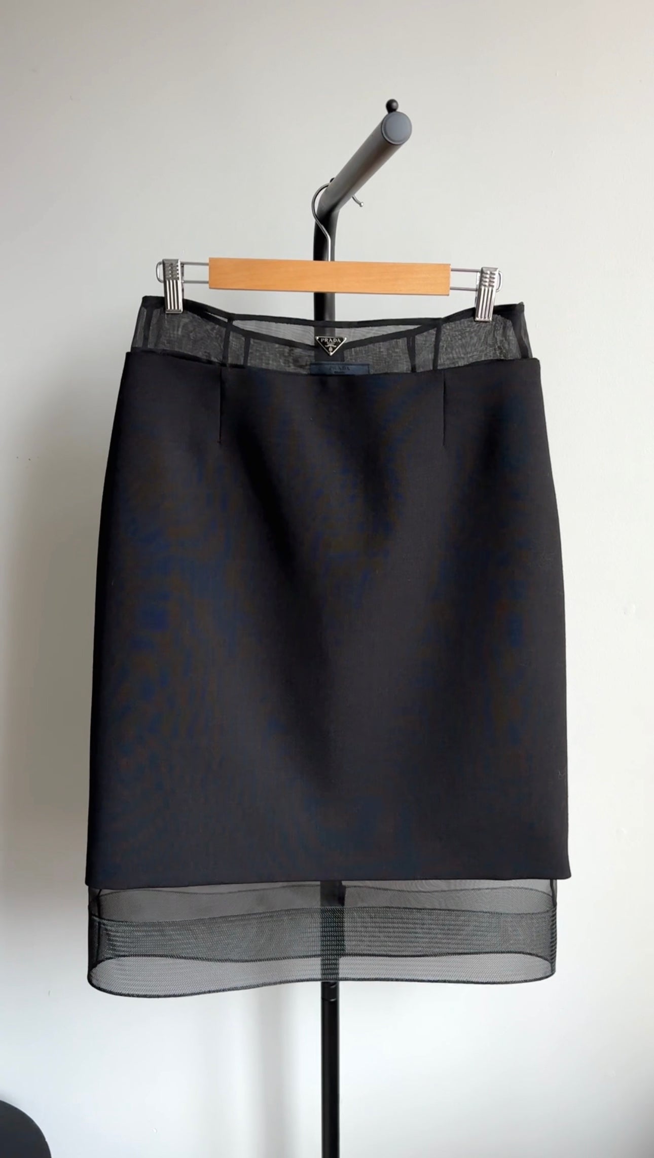 Prada Black Wool and Crinoline Pencil Skirt - L (8/10)