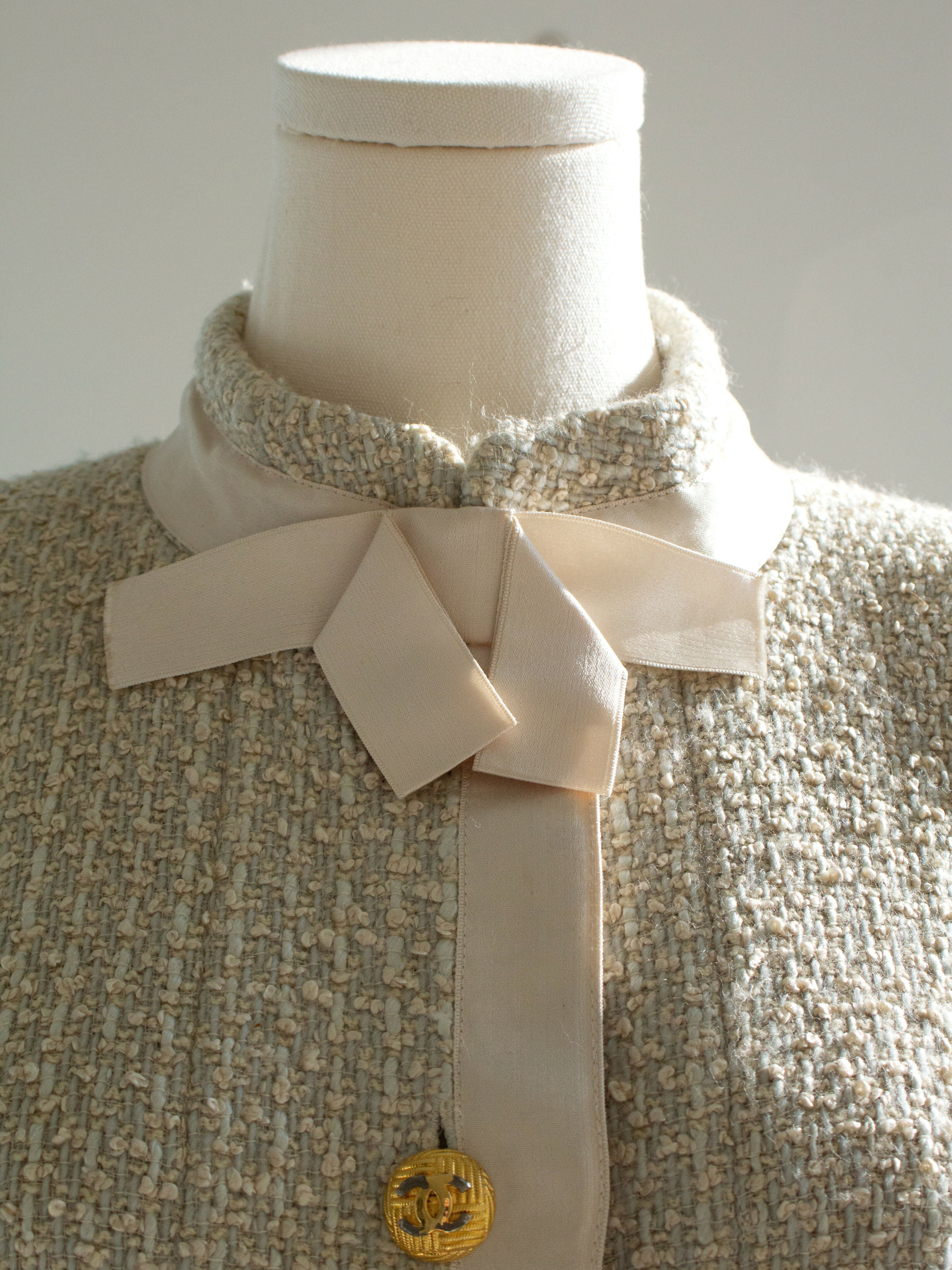 Chanel Vintage S/S1990 Seafood Green Cream Satin Bow Tweed Cropped Jacket