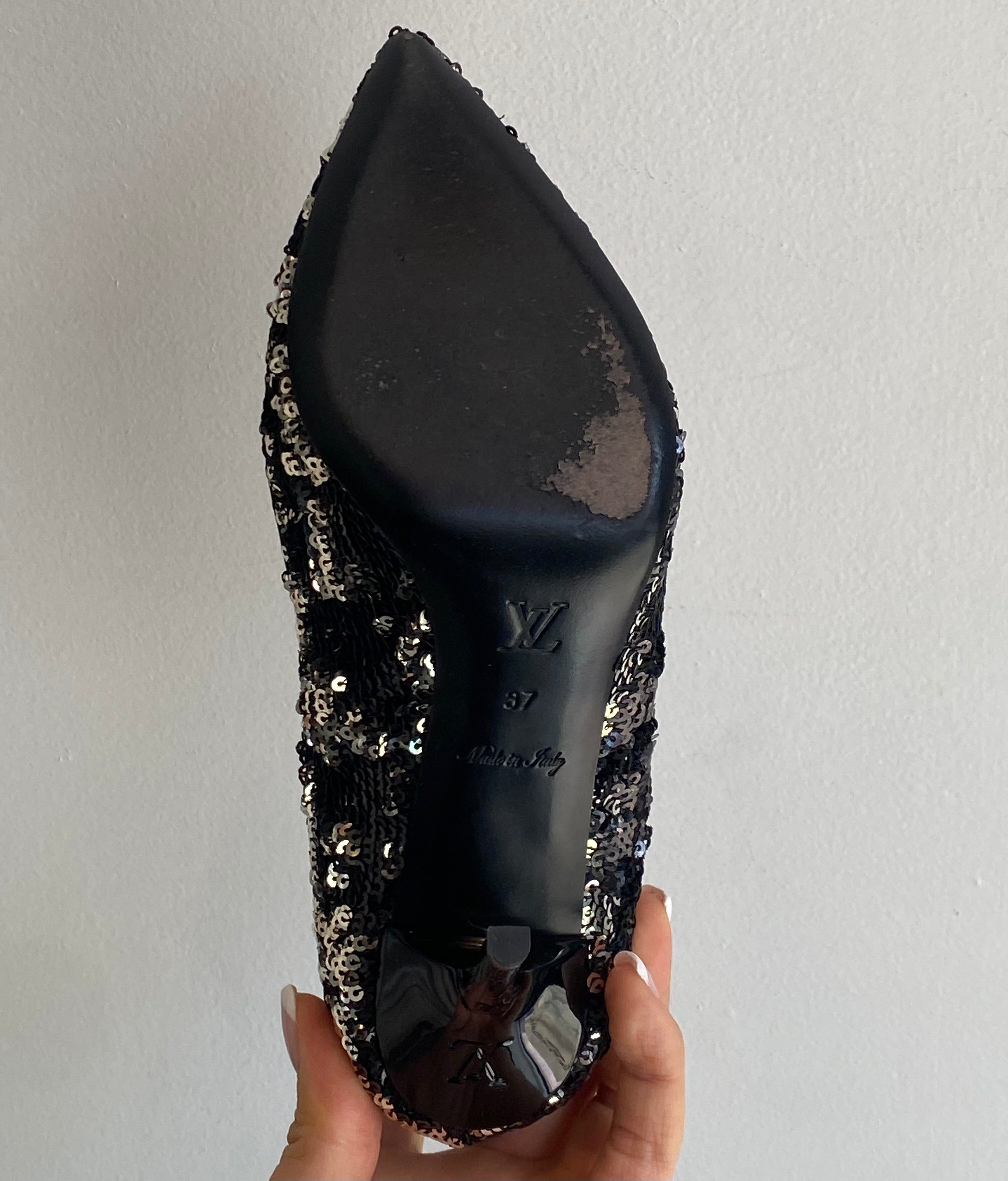 Louis Vuitton Black Liza Sequin Pumps - 37