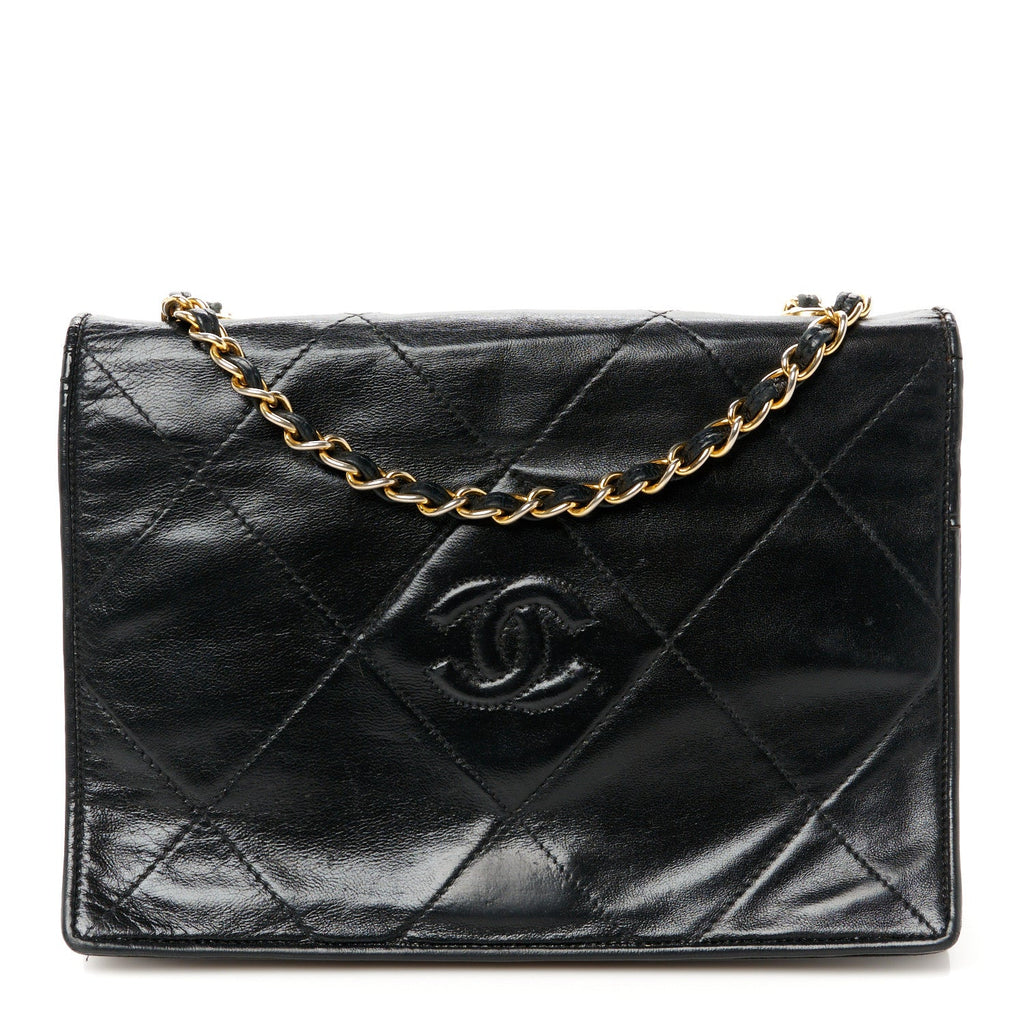 Lambskin Diamond CC Flap Black