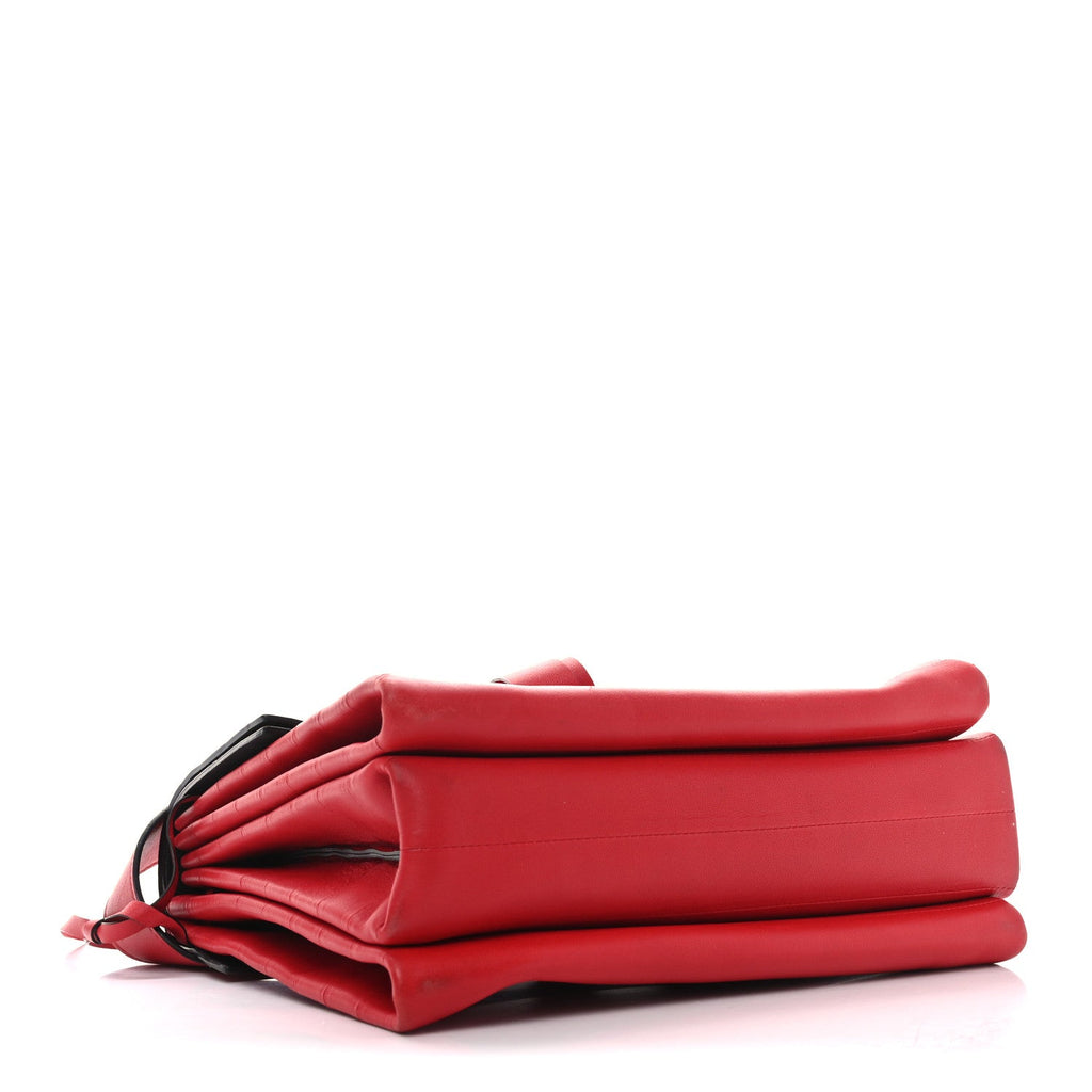Calfskin Medium Vring Shoulder Bag Rouge
