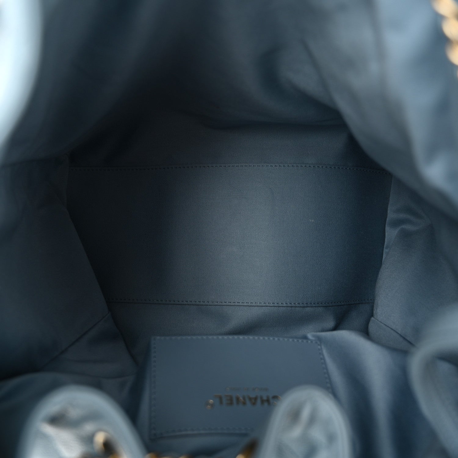 Caviar Quilted Medium Chanel 25 Handbag Blue