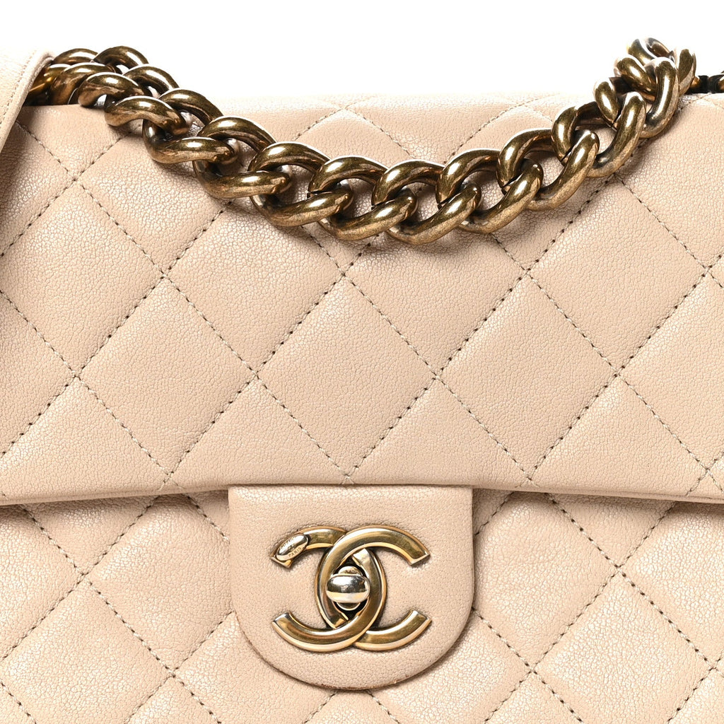 Shiny Sheepskin Quilted Small Trapezio Flap Beige