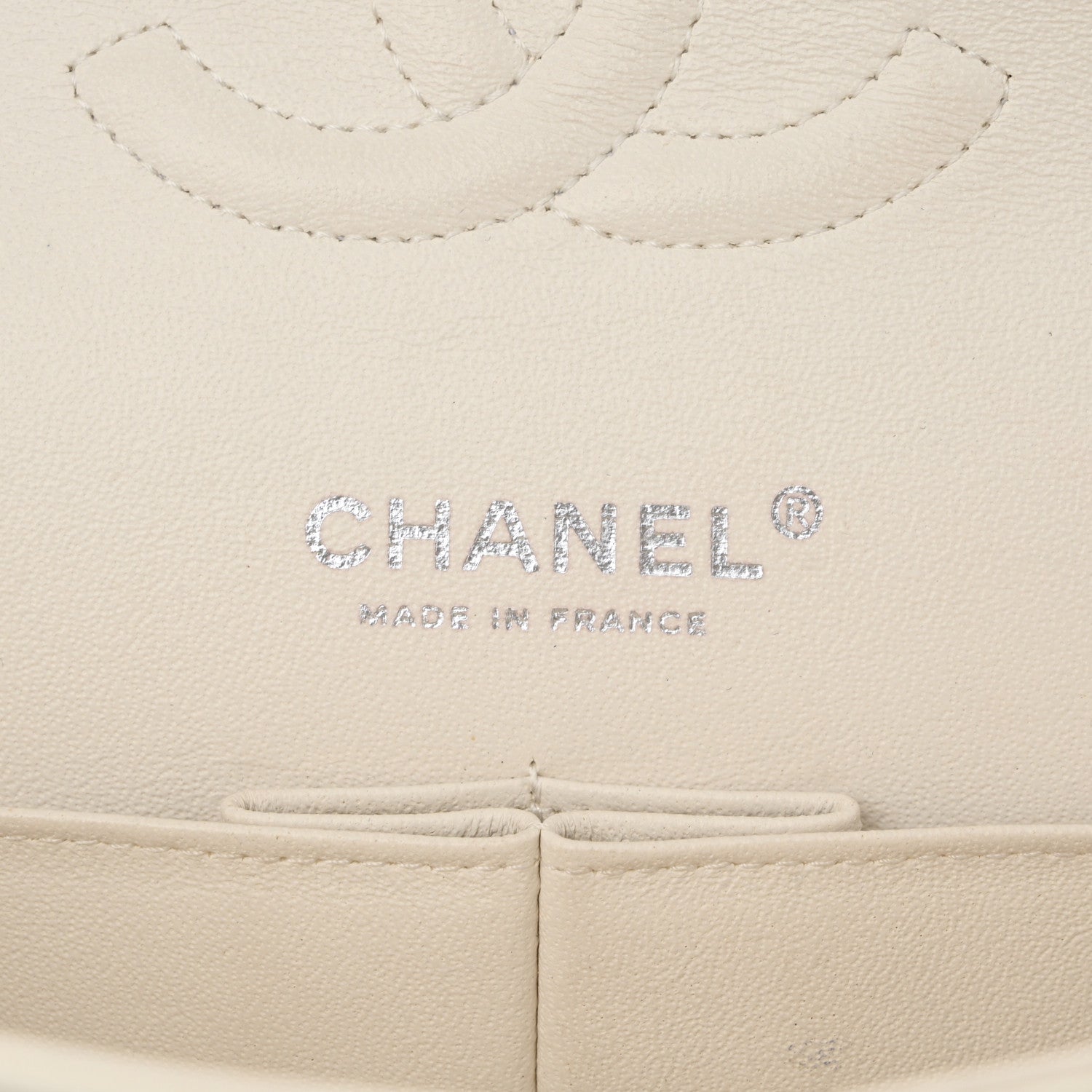 Crumpled Calfskin Quilted Medium Double Flap White