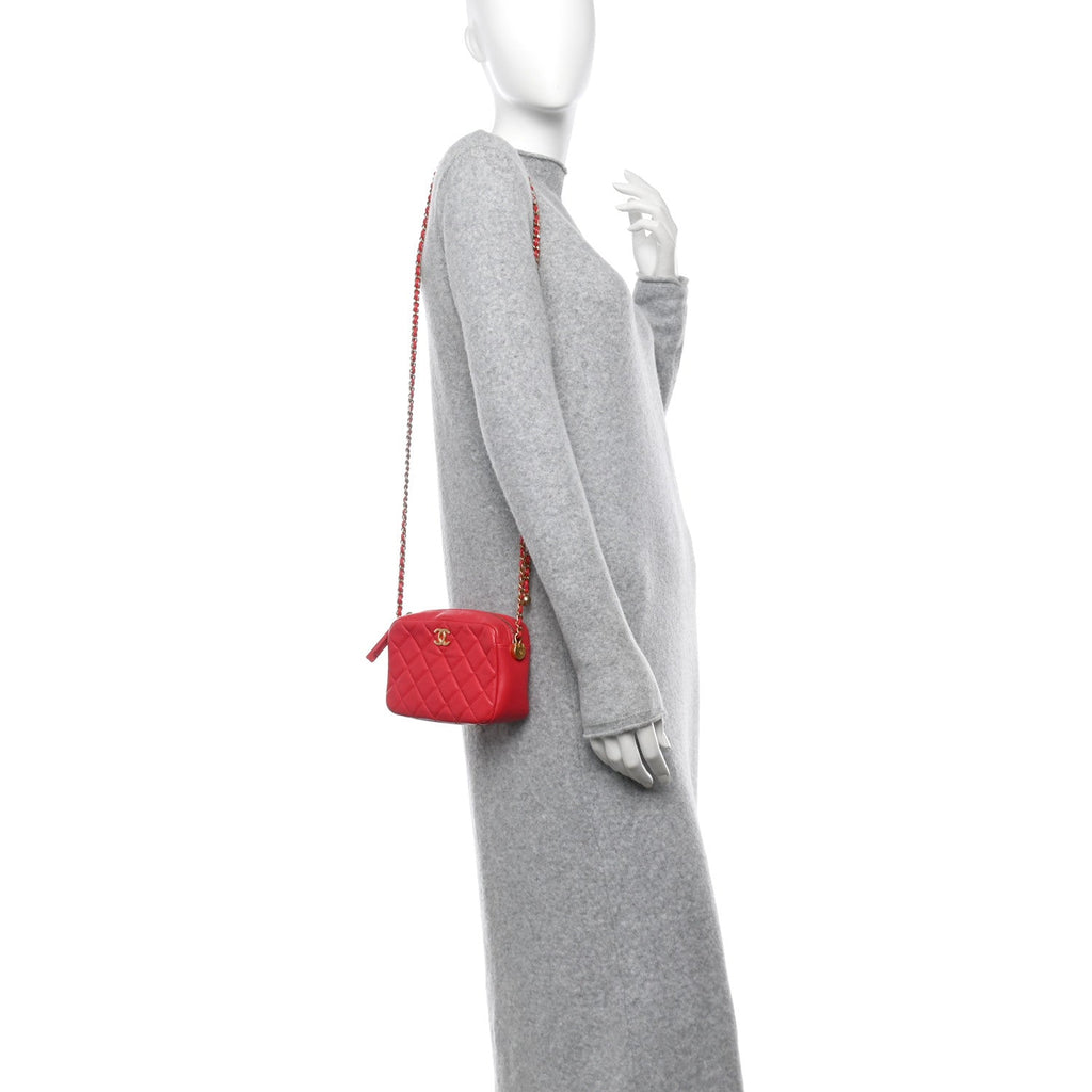 Lambskin Quilted CC Pearl Crush Camera Case Red