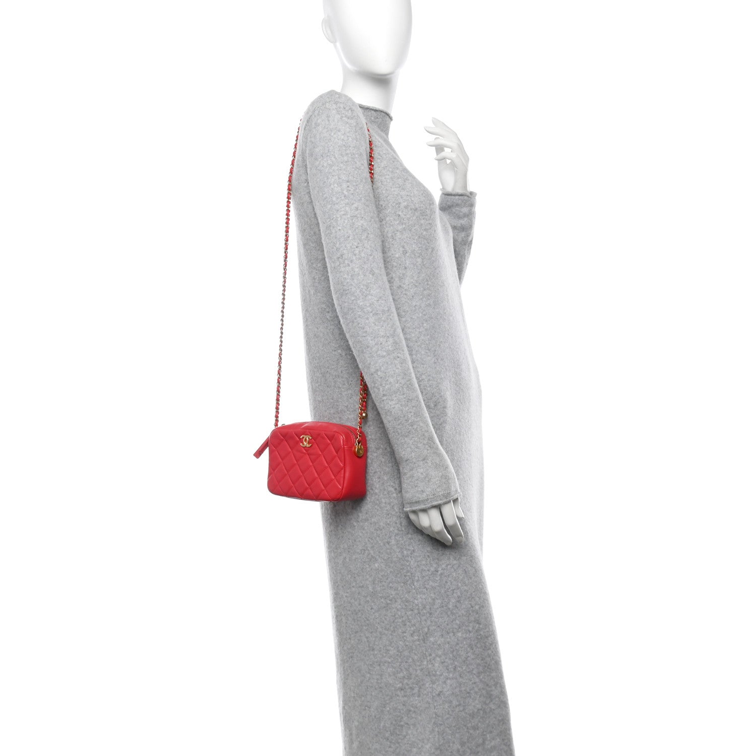 Lambskin Quilted CC Pearl Crush Camera Case Red