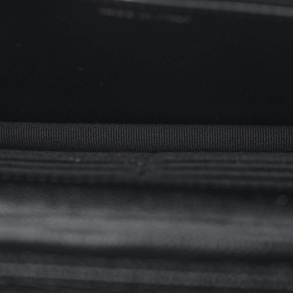 Caviar Quilted Chain CC Wallet On Chain WOC Black