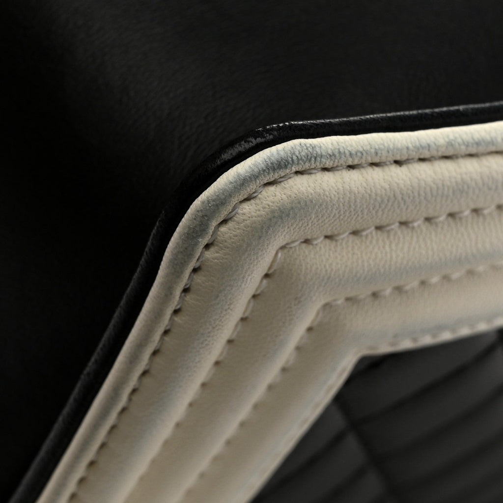 Lambskin Quilted Large Boy Flap Black White