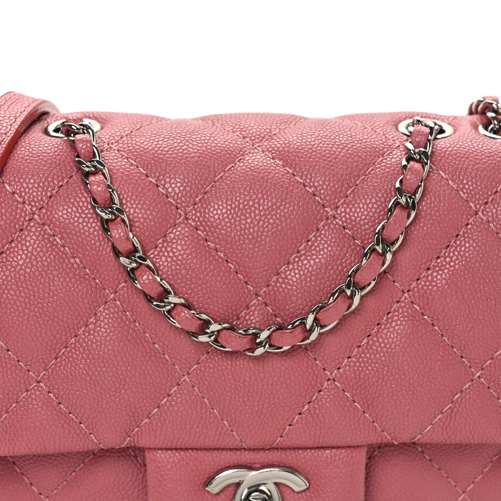 Caviar Quilted Small Urban Companion Flap Pink