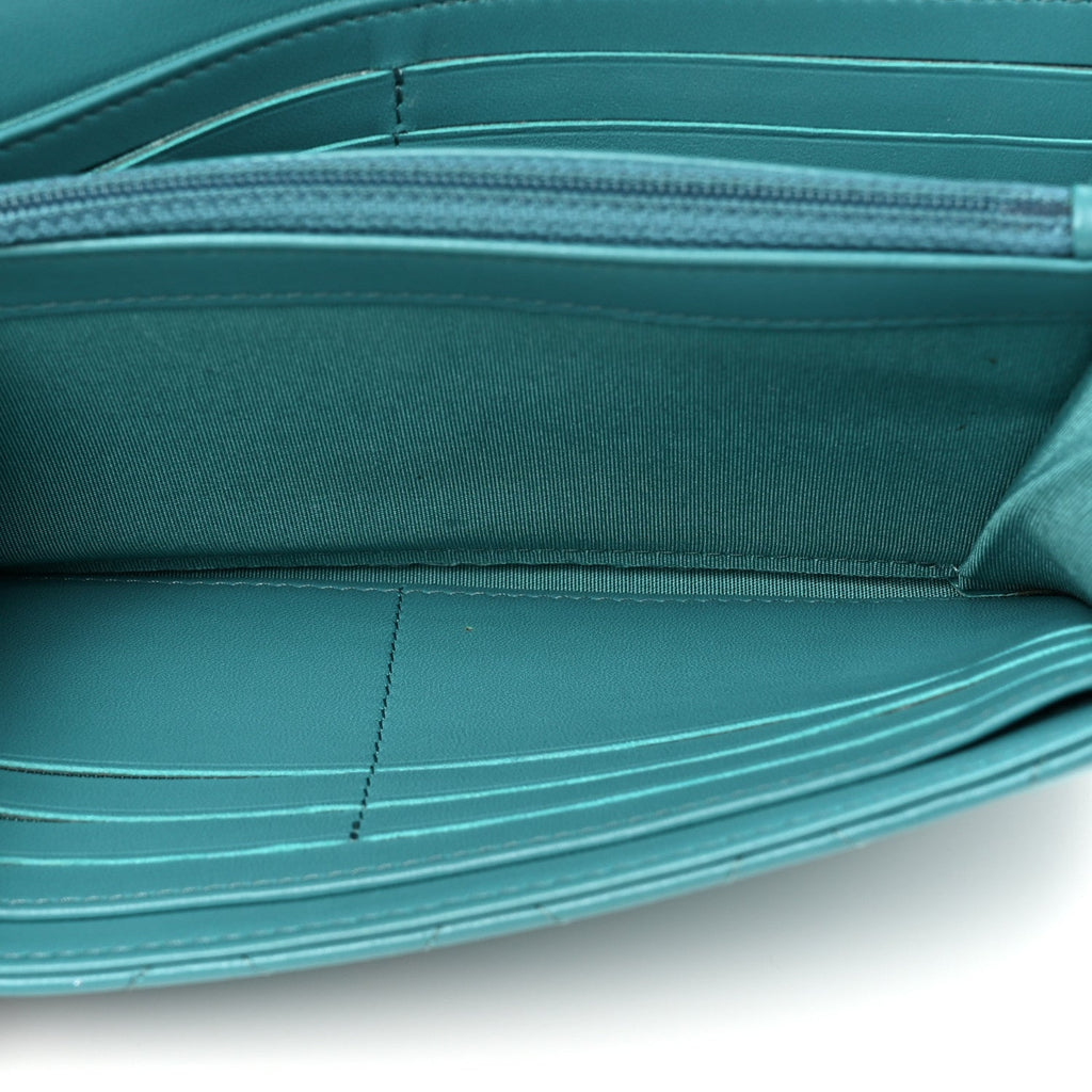 Lambskin Gripoix Quilted Gusset Flap Wallet Turquoise