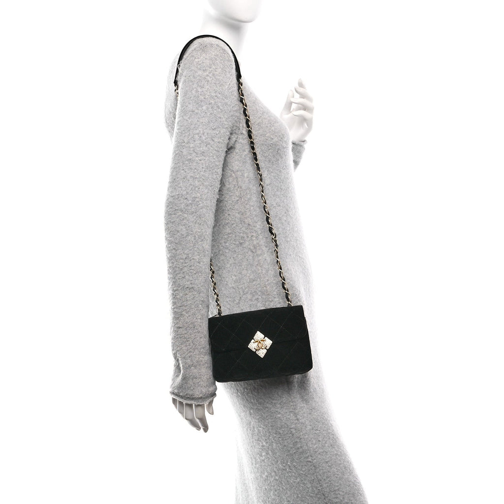 Velvet Strass Diamond Lock Flap Black