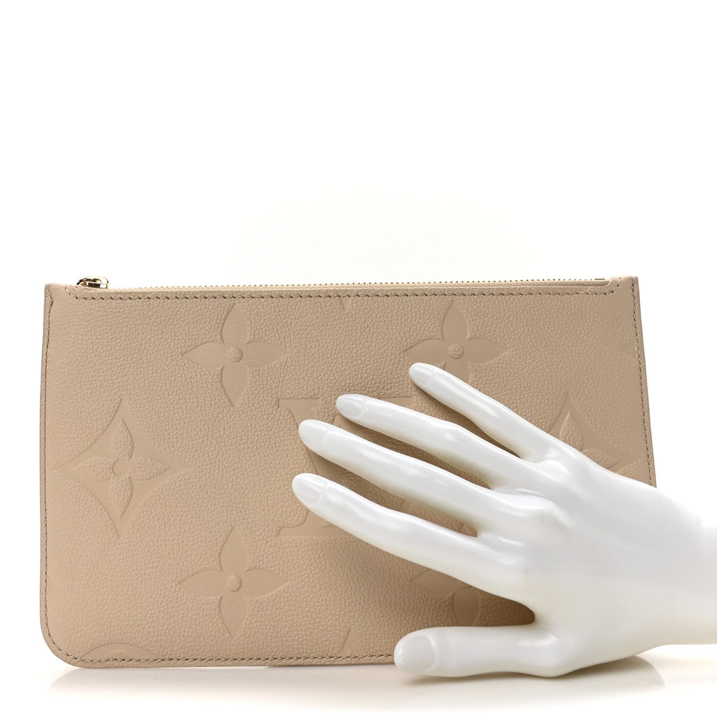 Empreinte Monogram Giant Neverfull MM Pochette Cream