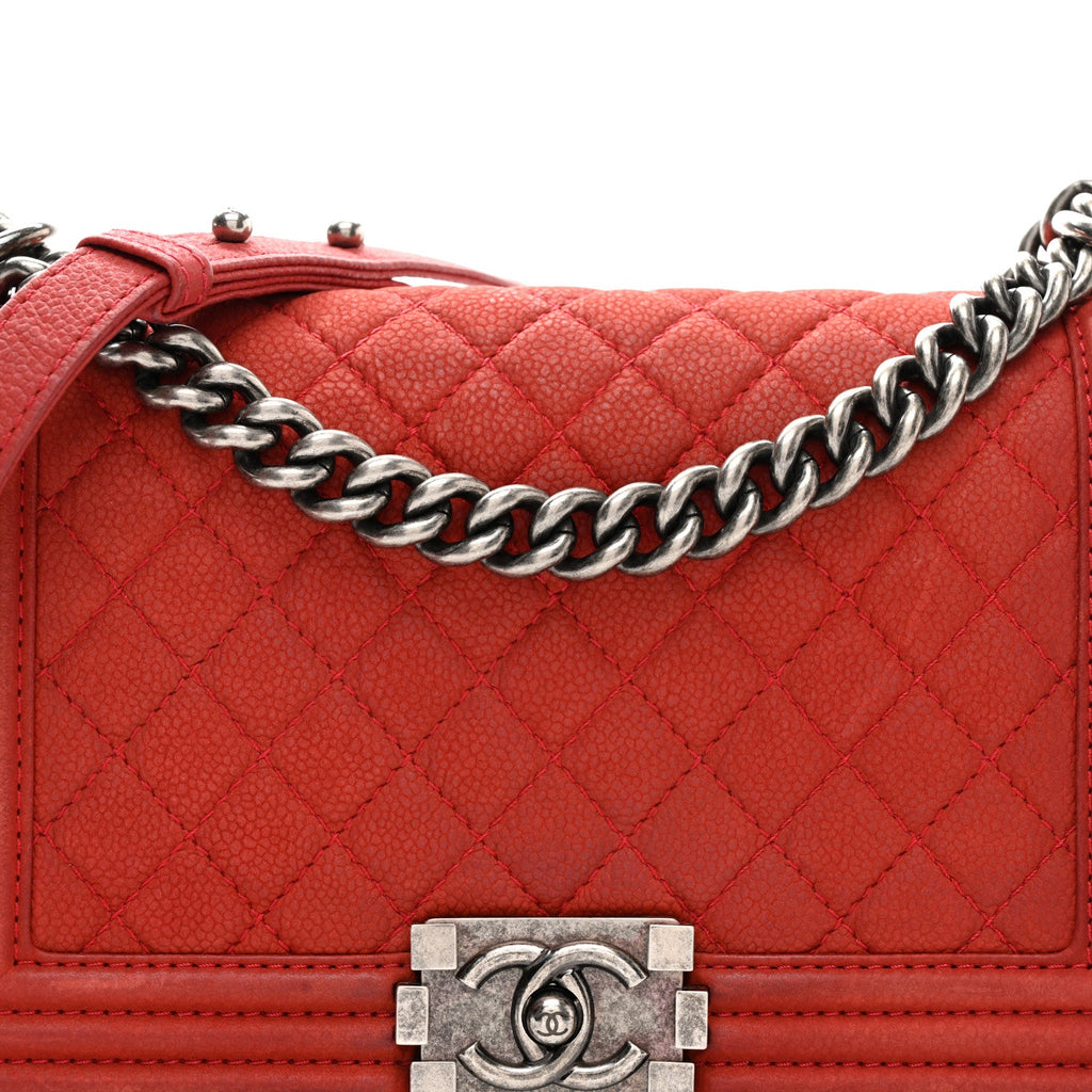 Iridescent Caviar Quilted Medium Boy Flap Red