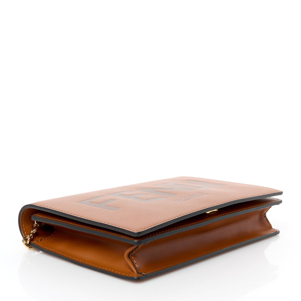 Vitello King Tamponato Logo Embossed Medium Wallet On Chain Cuoio