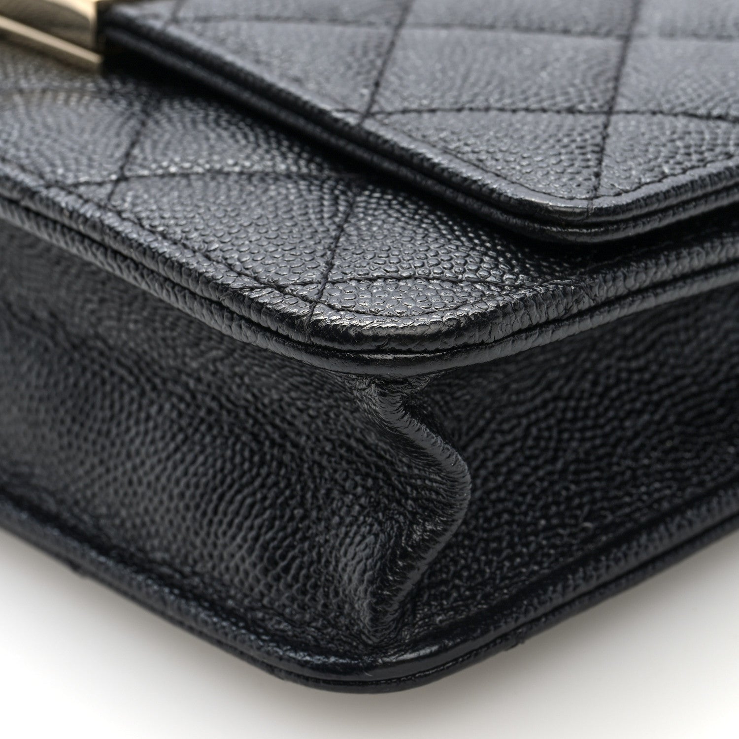Caviar Quilted Golden Class Wallet On Chain WOC Black