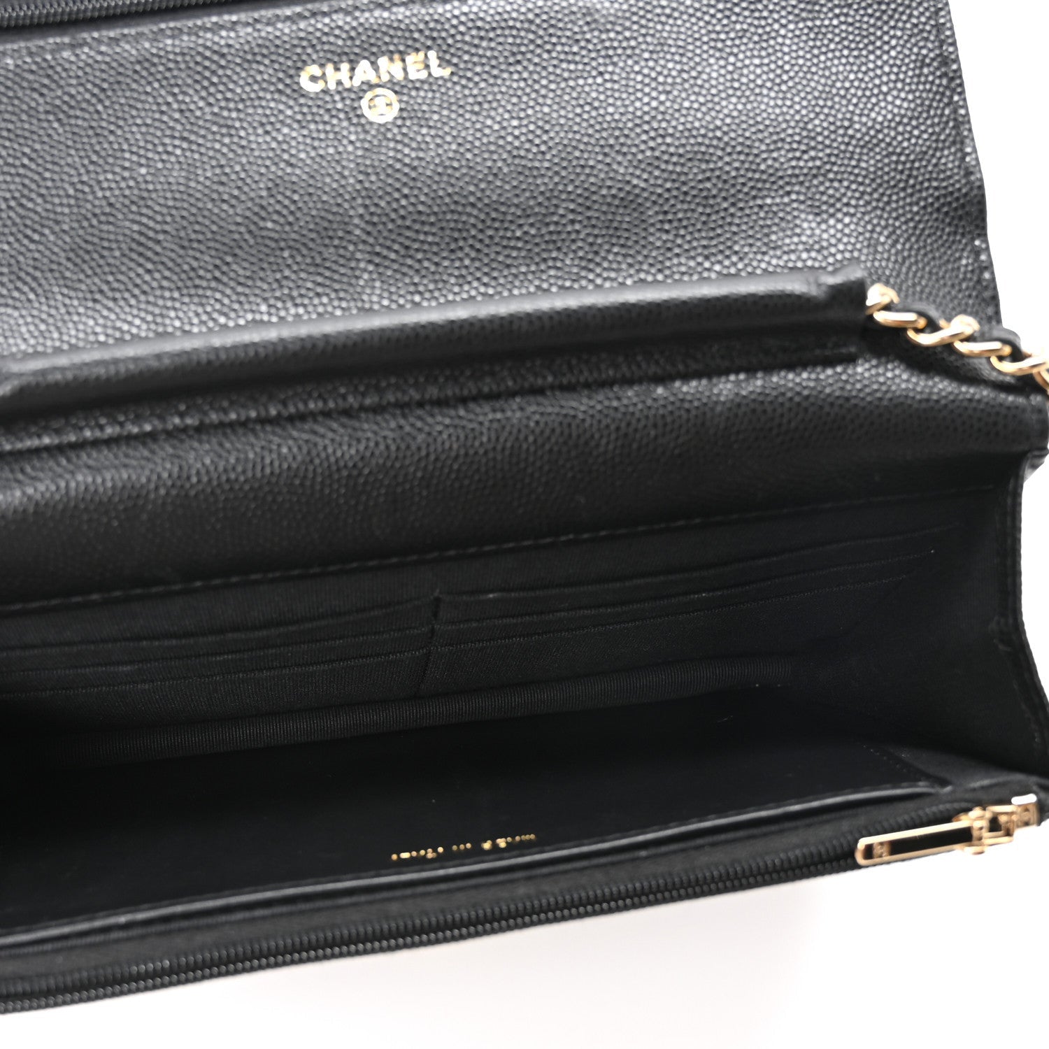 Shiny Caviar Quilted Strass CC Wallet On Chain WOC Black
