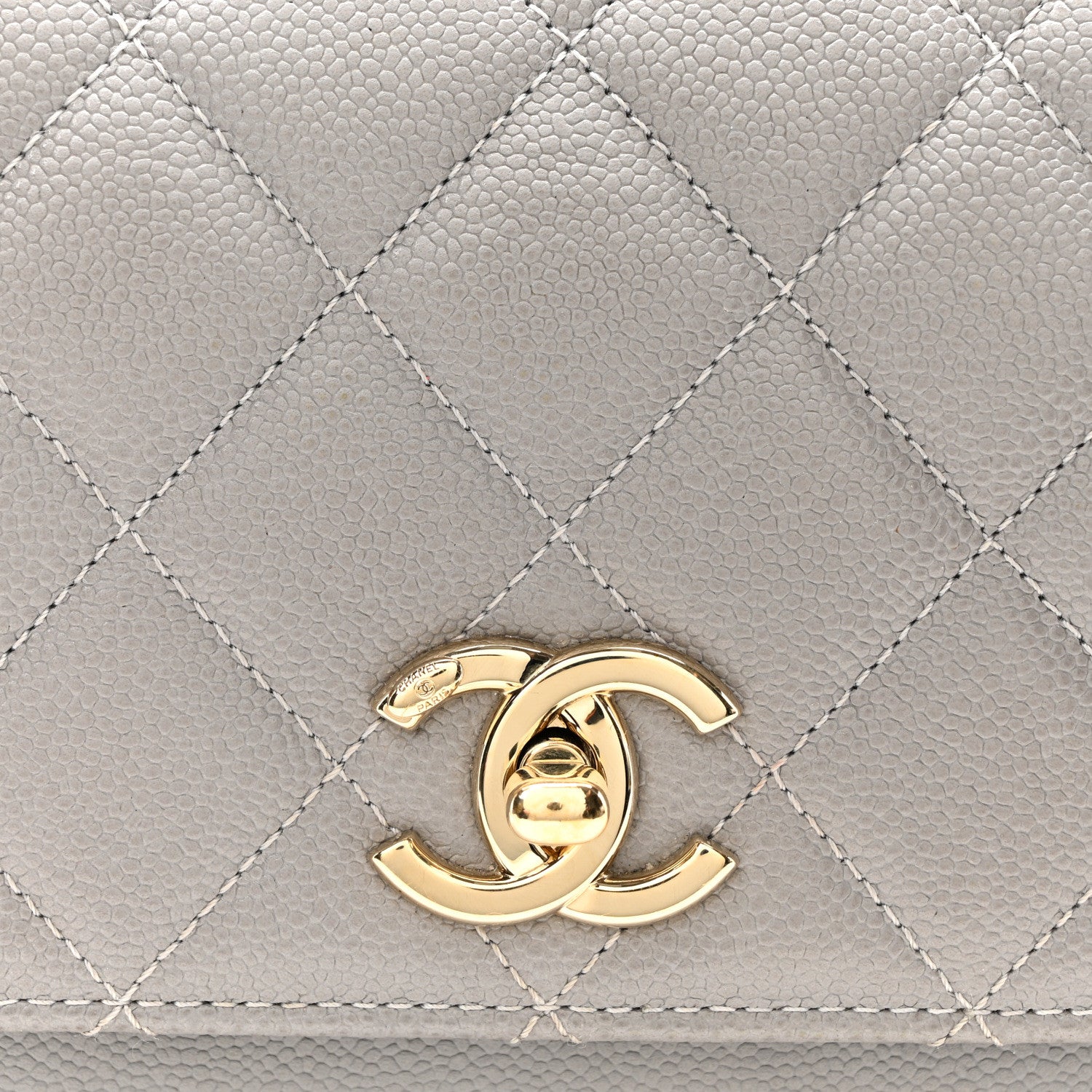 Caviar Quilted Medium Business Affinity Flap Grey