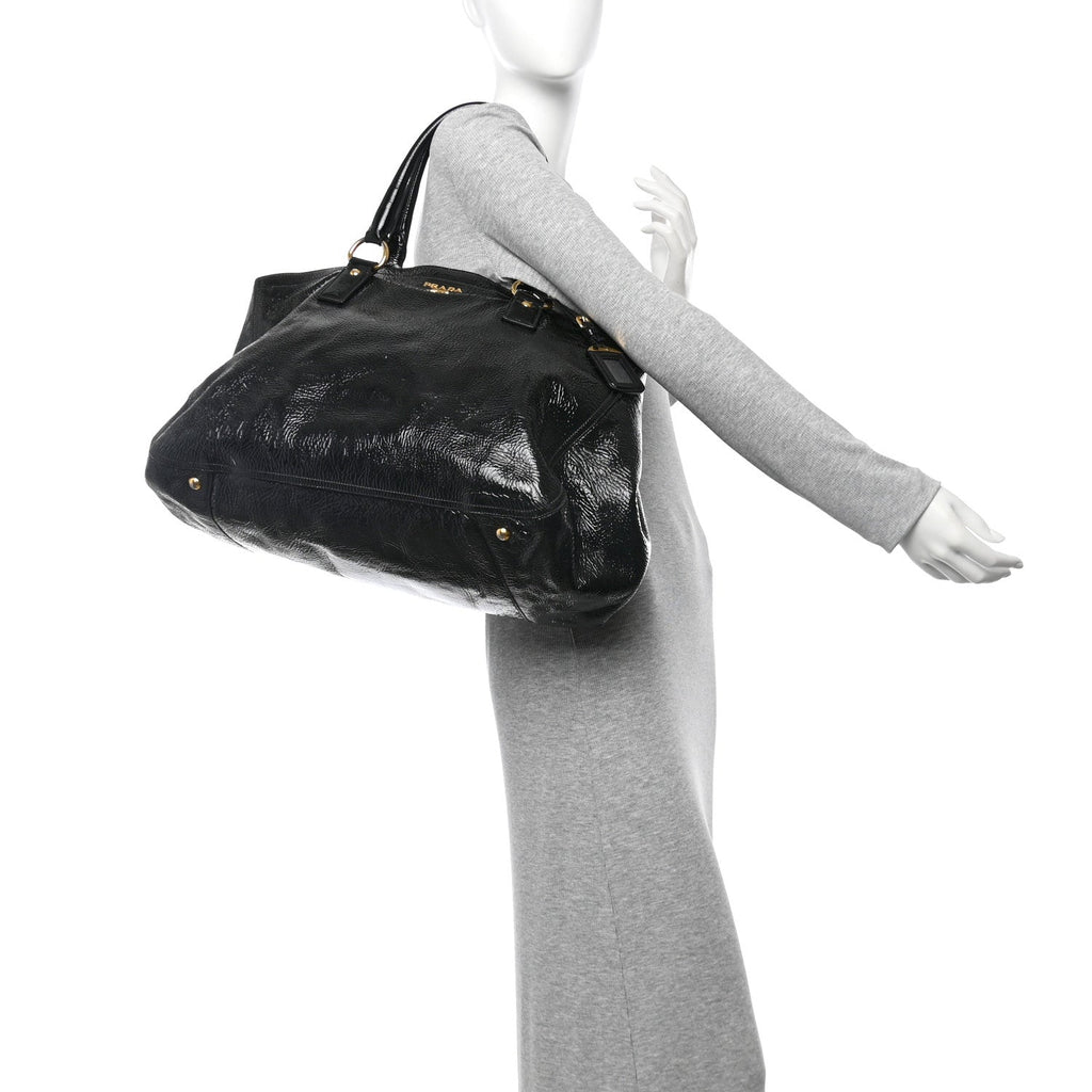 Vernice Naplak Tote Black