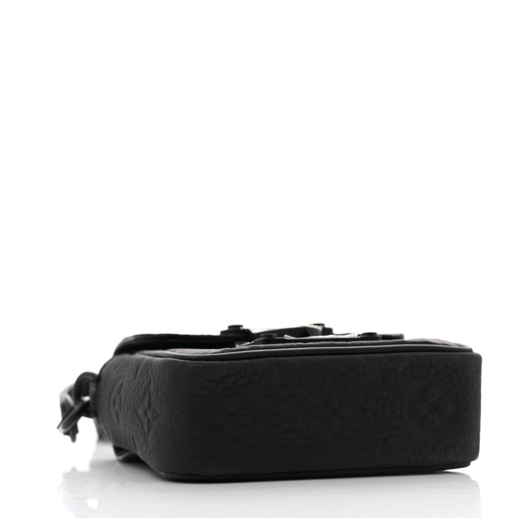 Taurillon Monogram Pico S Lock Ultra Black