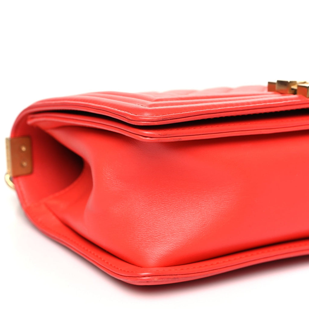 Lambskin Quilted Medium Boy Flap Red