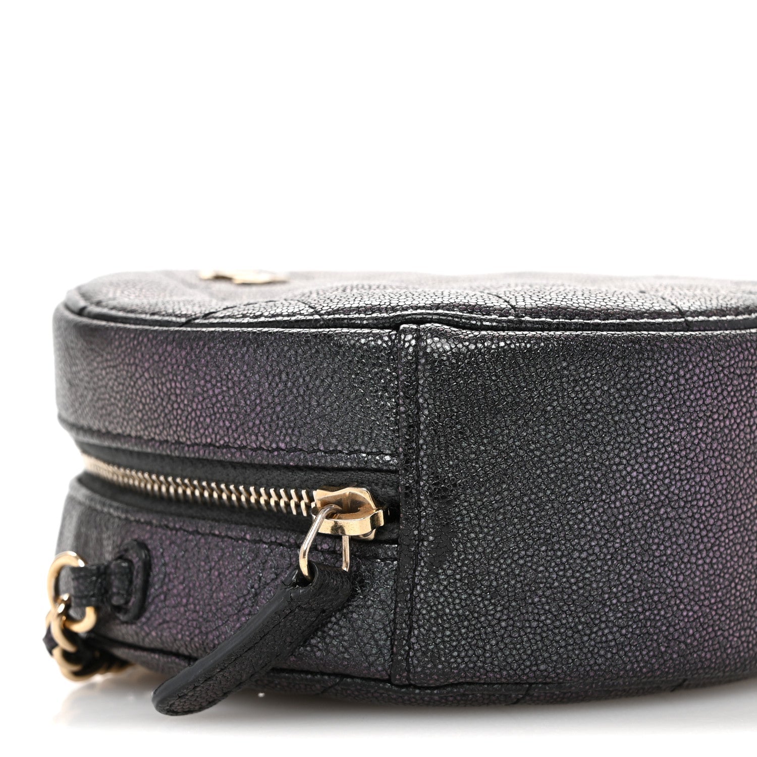 Iridescent Caviar Quilted Round Clutch With Chain Black