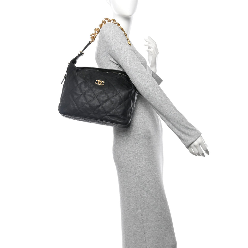 Calfskin Quilted Large Daily Hobo Black